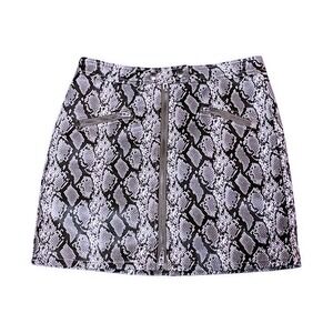 Blank Nyc Faux Leather Reptile Black Gray White Zipper Boho Casual Mini Skirt 26